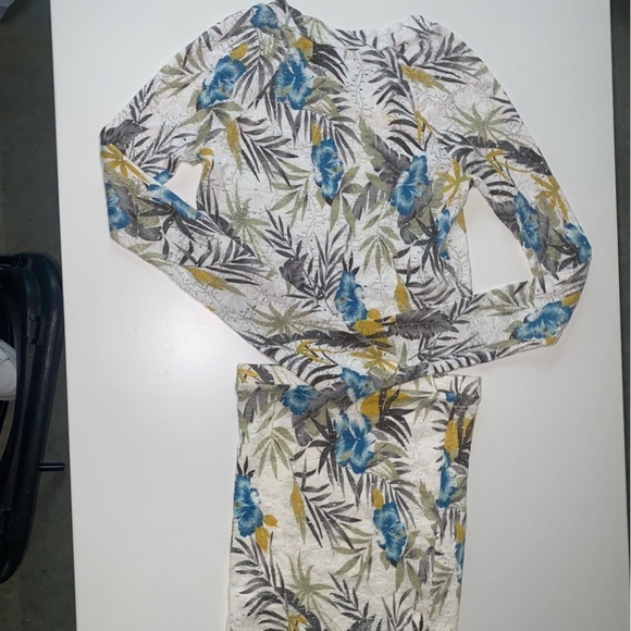 SHOW ME YOUR MUMU CHER TROPICAL FLORAL LONG SLEEVE LACE TOP & LACE MINISKIRT SET - Picture 7 of 11